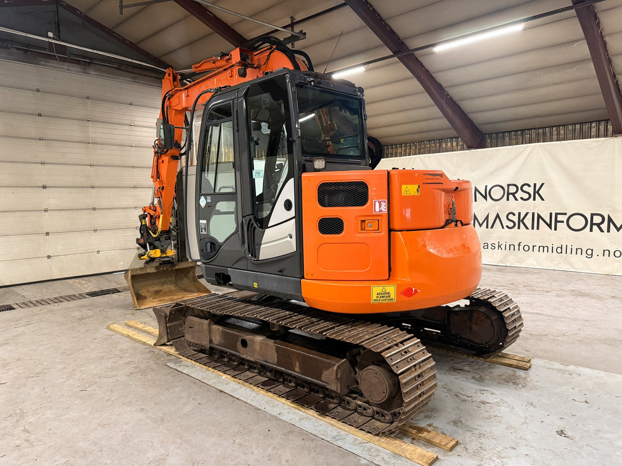 Hitachi ZX85US-5A - حفارات زحافة: صور 3 Hitachi ZX85US-5A - حفارات زحافة: صور 3