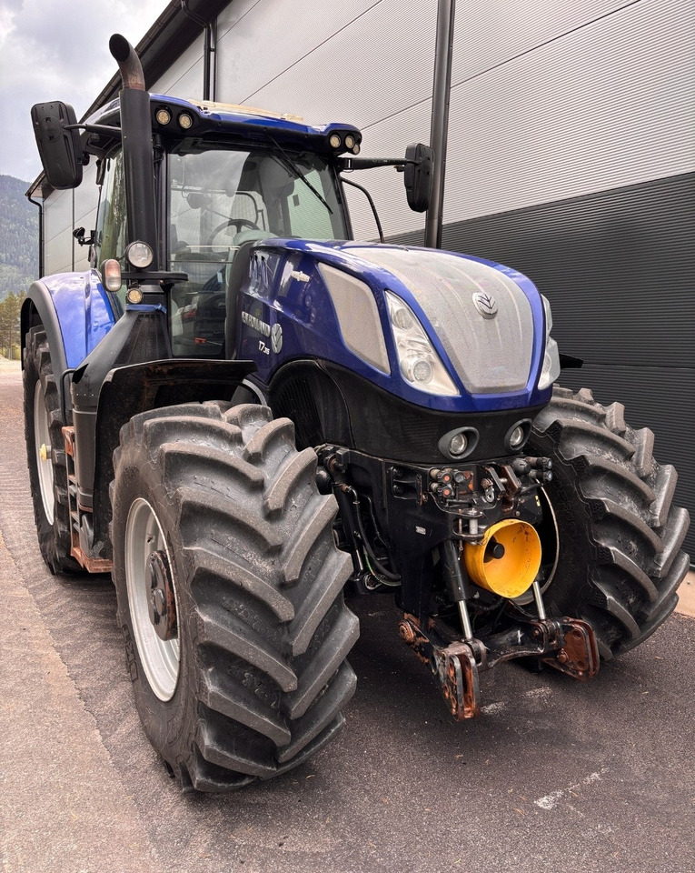 John Deere , Fendt , Case, New Holland - جرار: صور 5 John Deere , Fendt , Case, New Holland - جرار: صور 5