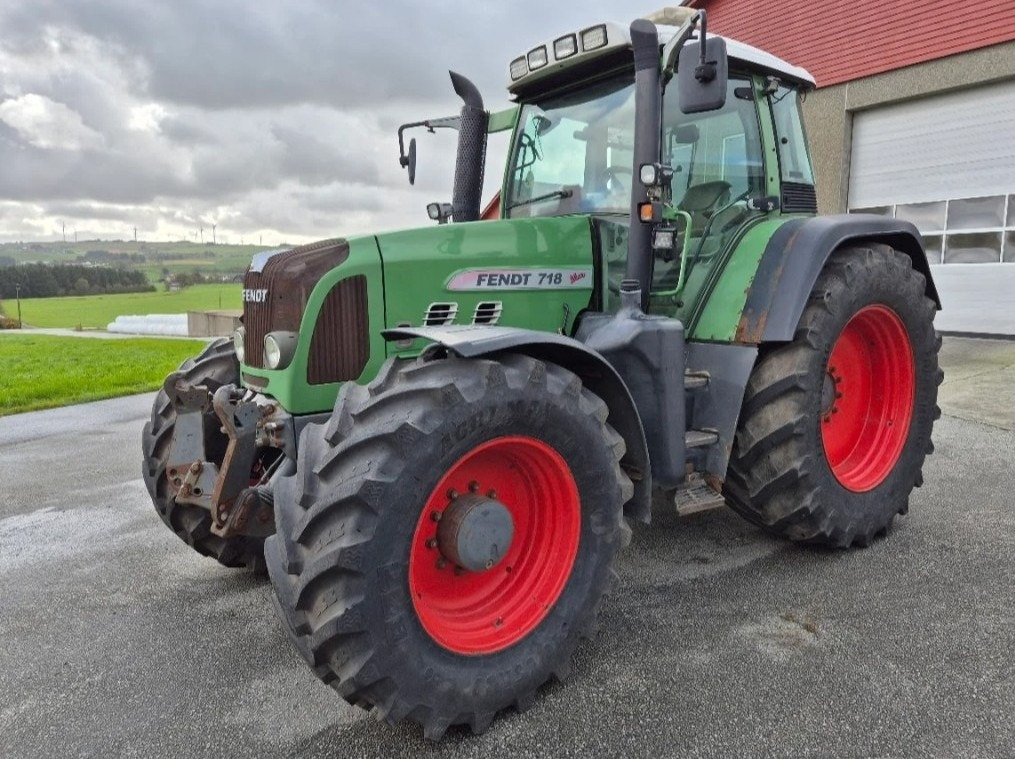 John Deere , Fendt , Case, New Holland - جرار: صور 3 John Deere , Fendt , Case, New Holland - جرار: صور 3