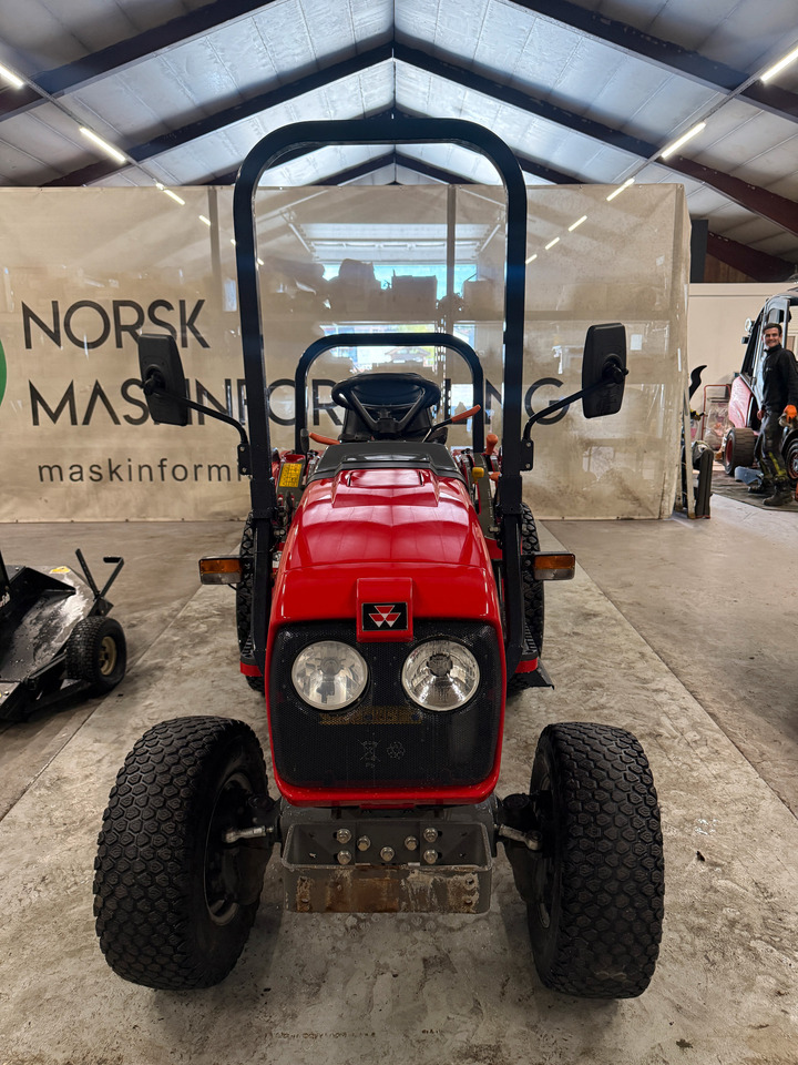 Massey Ferguson 1520 #MVA FRI# - جرار: صور 4 Massey Ferguson 1520 #MVA FRI# - جرار: صور 4