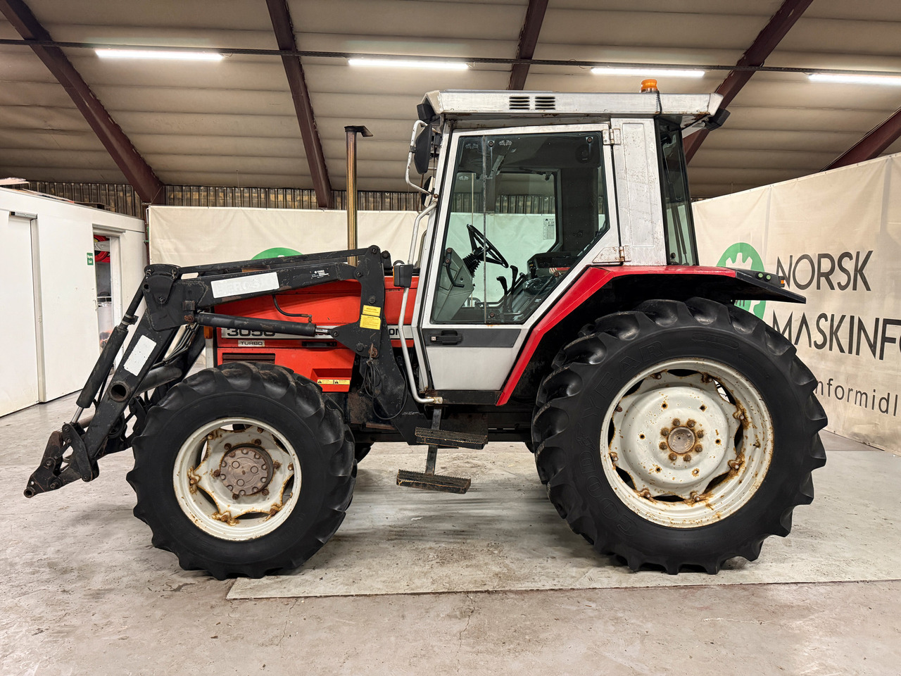 Massey Ferguson 3050 - جرار: صور 2 Massey Ferguson 3050 - جرار: صور 2
