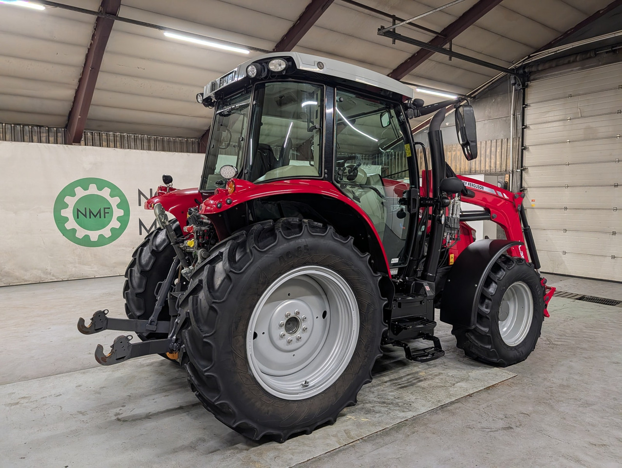 Massey Ferguson 5712S - جرار: صور 5 Massey Ferguson 5712S - جرار: صور 5
