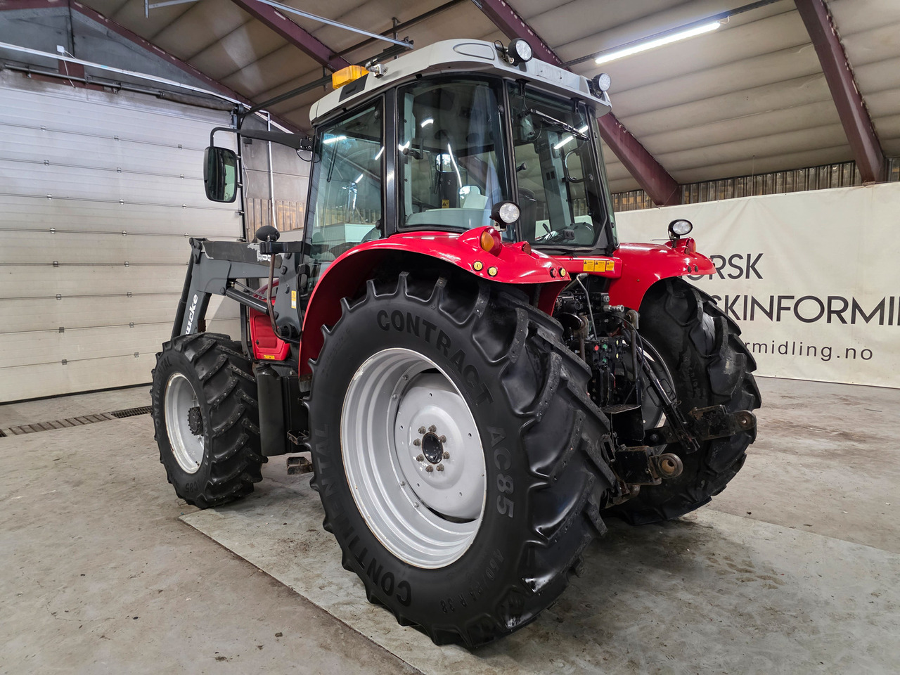 Massey Ferguson 6460 Dyna 6 - جرار: صور 3 Massey Ferguson 6460 Dyna 6 - جرار: صور 3