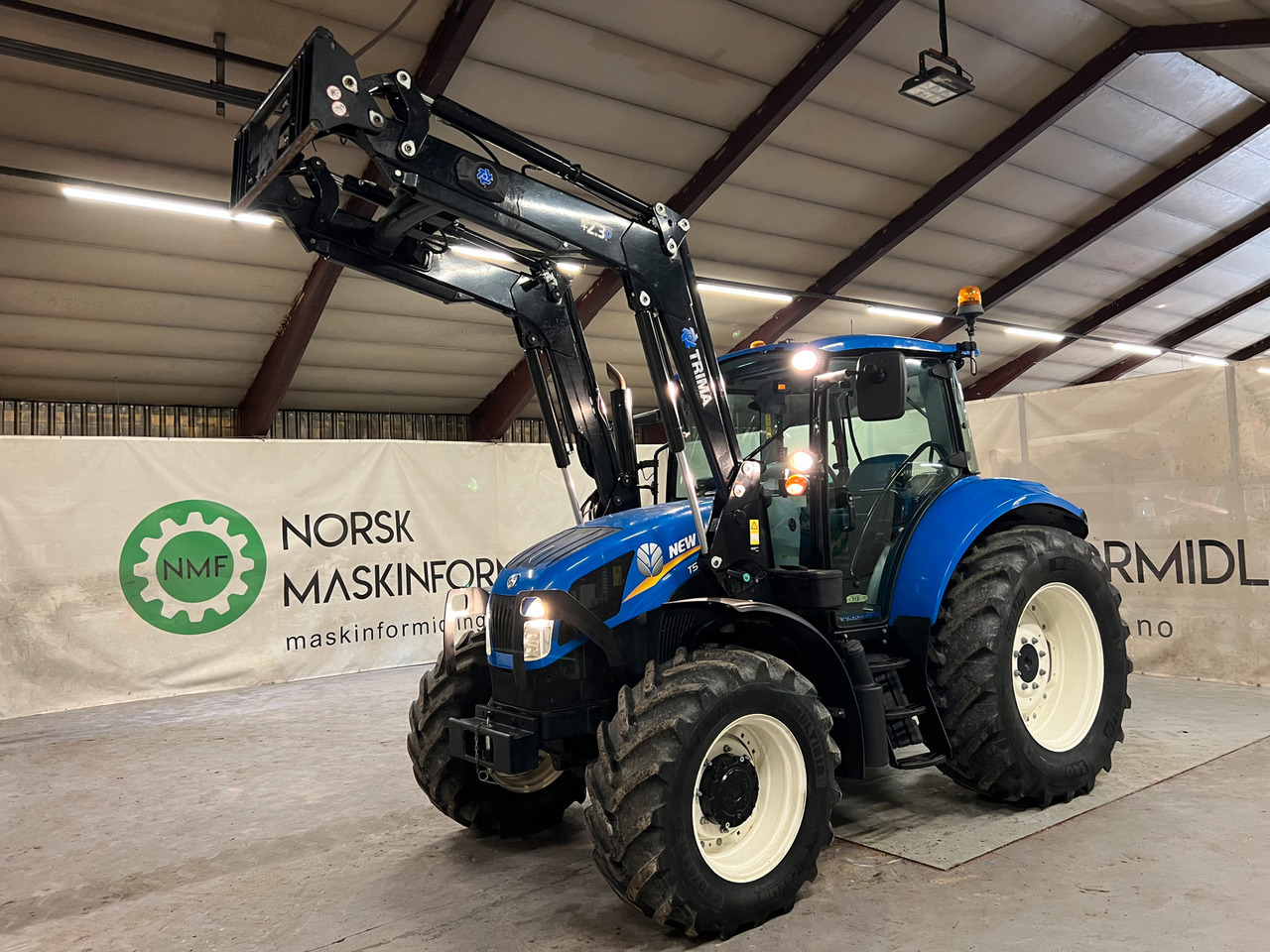 New Holland T5.115 #Kun 2192 Timer# 1 Eier# - جرار: صور 2 New Holland T5.115 #Kun 2192 Timer# 1 Eier# - جرار: صور 2