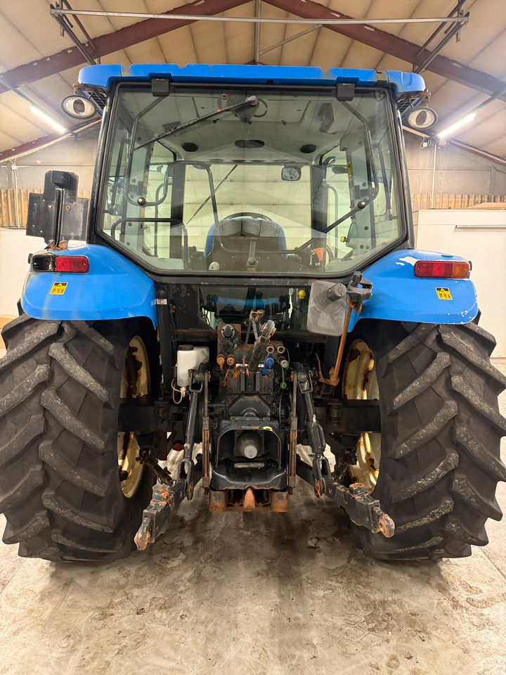 New Holland T5060 - جرار: صور 4 New Holland T5060 - جرار: صور 4