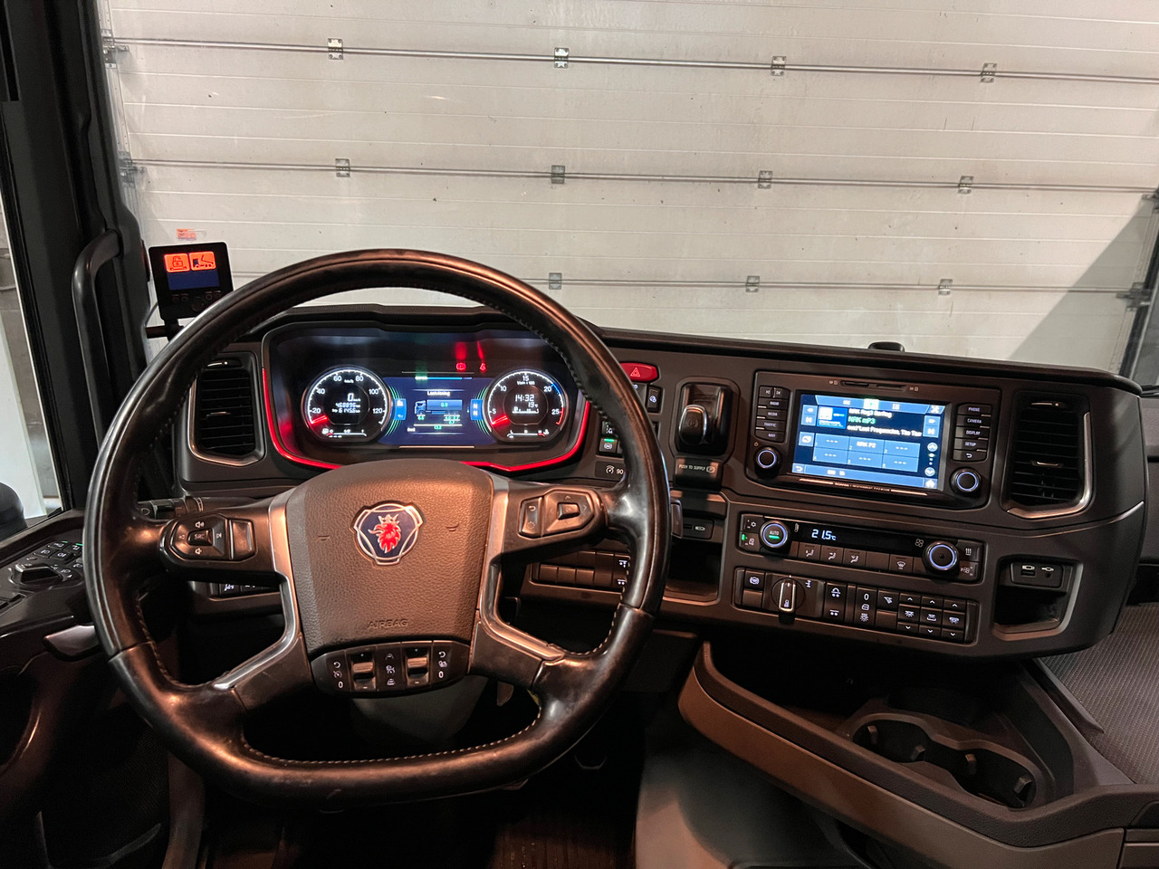 شاحنة ذات الخطاف Scania R 580 med Joab krok: صور 17