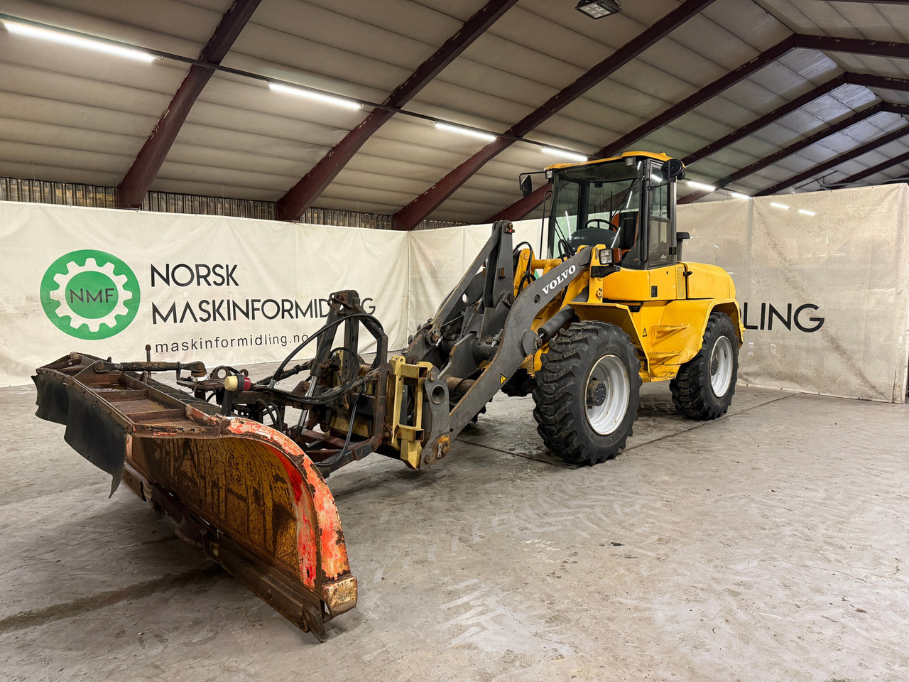 Volvo L40B-TP #Skuffe og Skjær #Kun 3458 timer - اللودر بعجل: صور 1 Volvo L40B-TP #Skuffe og Skjær #Kun 3458 timer - اللودر بعجل: صور 1