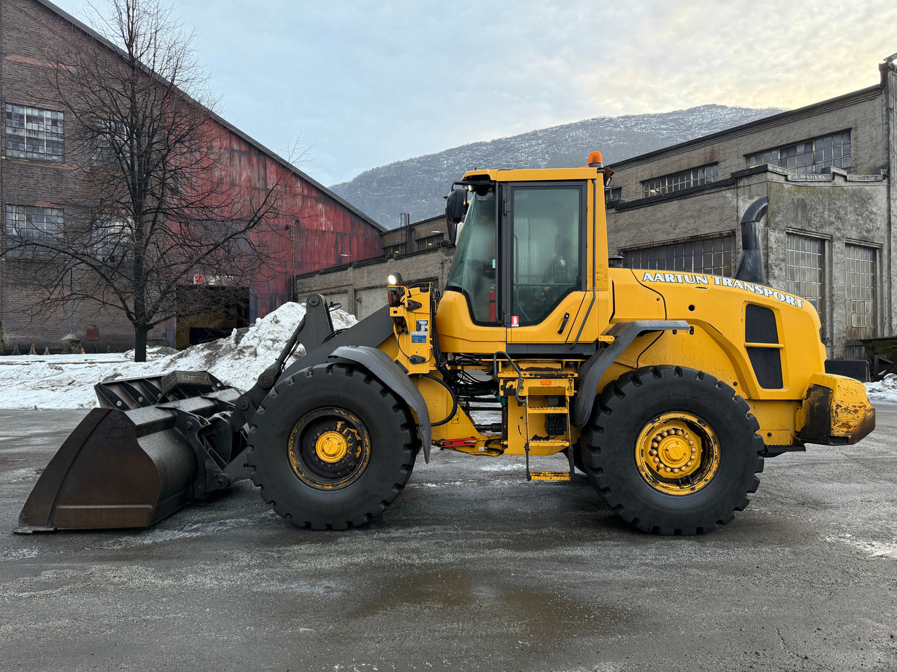 Volvo L70G - اللودر بعجل: صور 2 Volvo L70G - اللودر بعجل: صور 2
