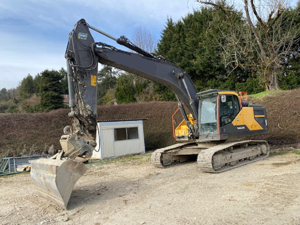 VOLVO EC250EL - هدم: صور 1 VOLVO EC250EL - هدم: صور 1