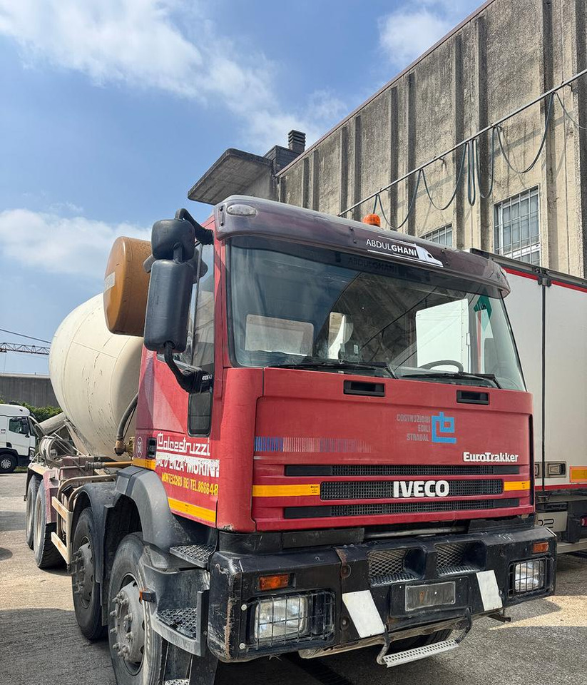 BETONIERA IVECO 410E42 8X4 - شاحنة خلاطة خرسانة: صور 1 BETONIERA IVECO 410E42 8X4 - شاحنة خلاطة خرسانة: صور 1