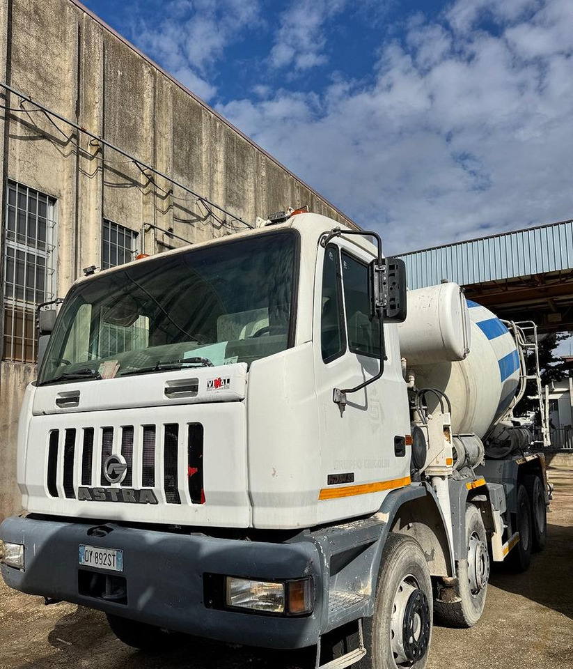 Betonpompa CIFA ASTRA HD84.38 - 2003 - مضخة خرسانة: صور 3 Betonpompa CIFA ASTRA HD84.38 - 2003 - مضخة خرسانة: صور 3