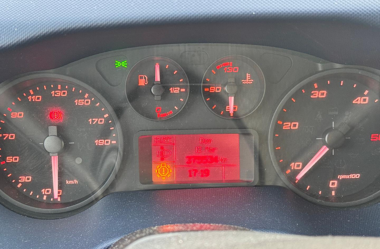 IVECO DAILY 35S16 - FRIGO - 2019 - الشاحنات الصغيرة المبردة: صور 5 IVECO DAILY 35S16 - FRIGO - 2019 - الشاحنات الصغيرة المبردة: صور 5