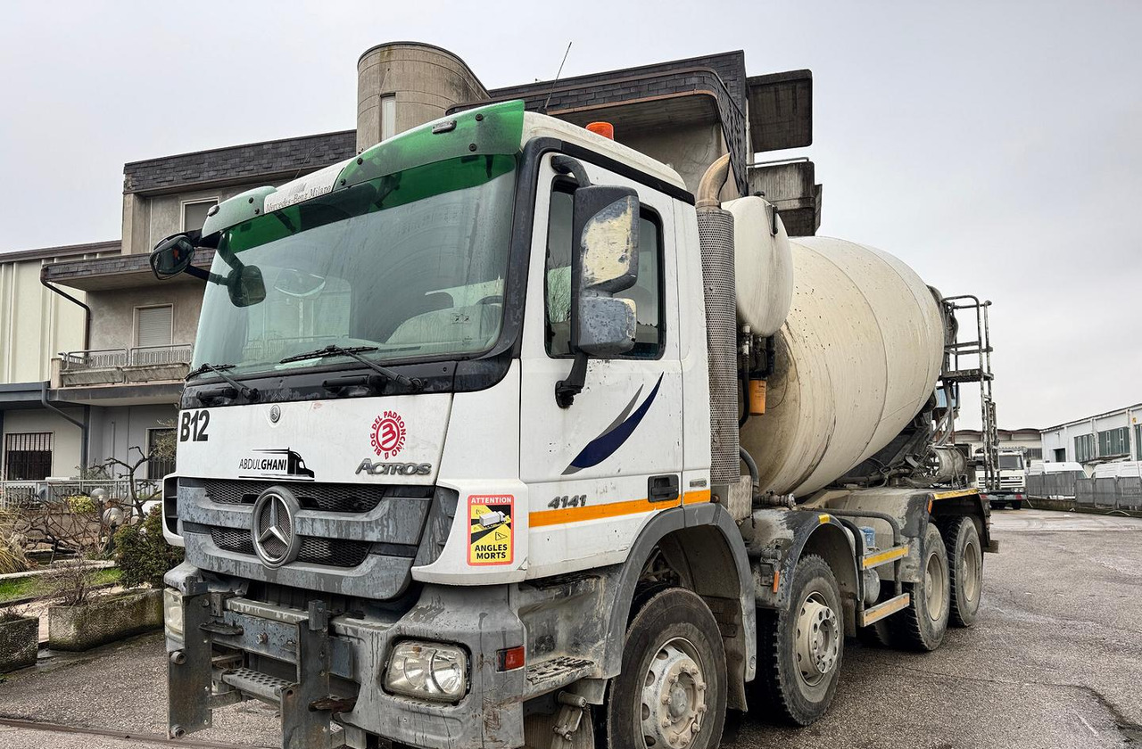 Mercedes actros 4141 betoniera armec - شاحنة خلاطة خرسانة: صور 2 Mercedes actros 4141 betoniera armec - شاحنة خلاطة خرسانة: صور 2