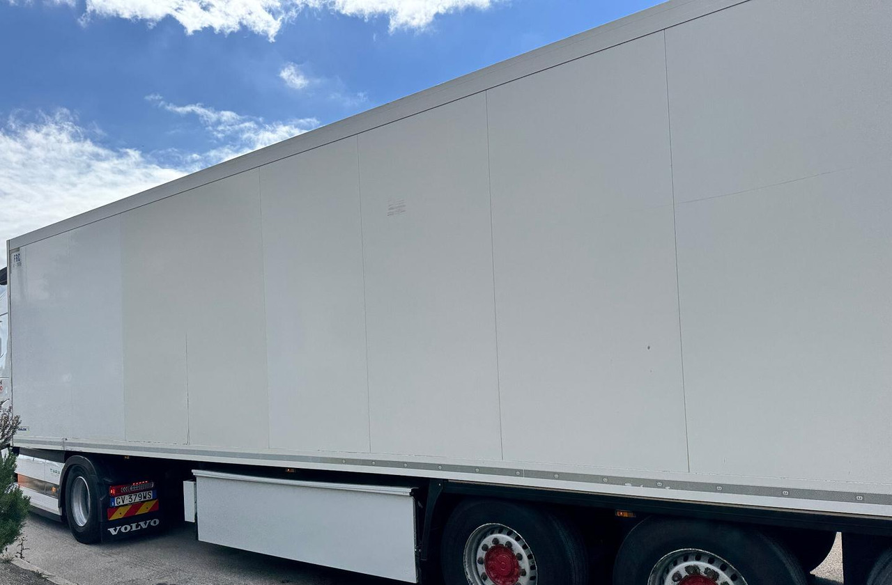 Semirimorchio Frigo Krone 2015 / FRC - أخرى: صور 3 Semirimorchio Frigo Krone 2015 / FRC - أخرى: صور 3