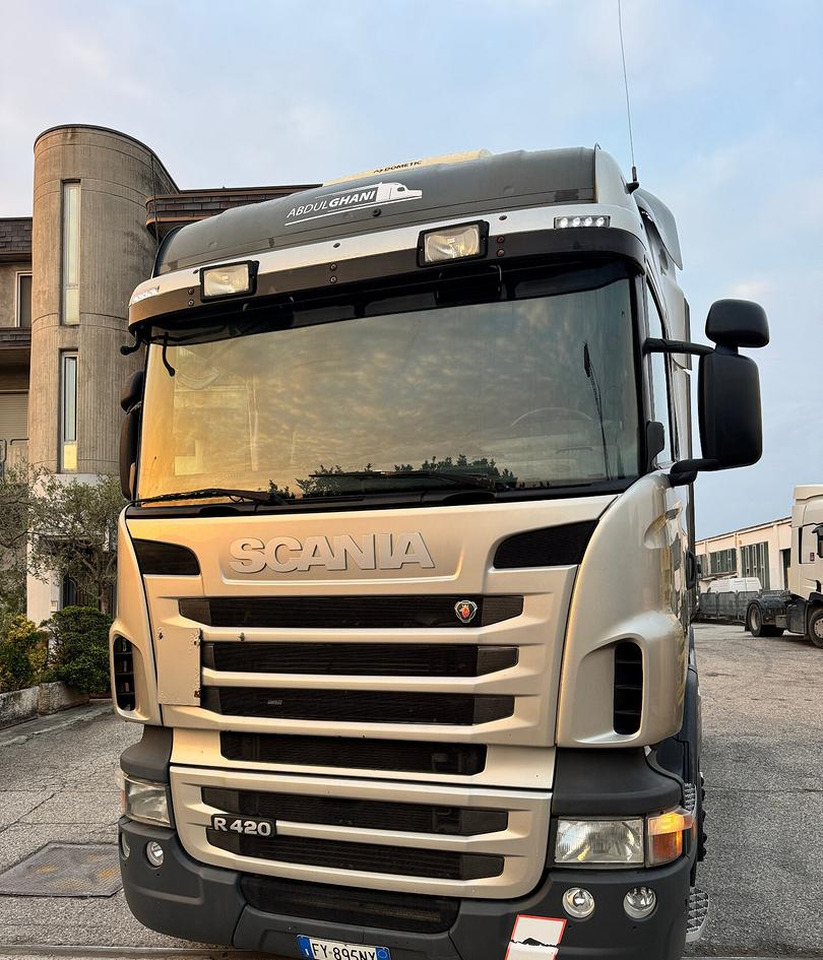 Trattore stradale Scania R420 - Euro 5 - 2011 - شاحنة جرار: صور 4 Trattore stradale Scania R420 - Euro 5 - 2011 - شاحنة جرار: صور 4