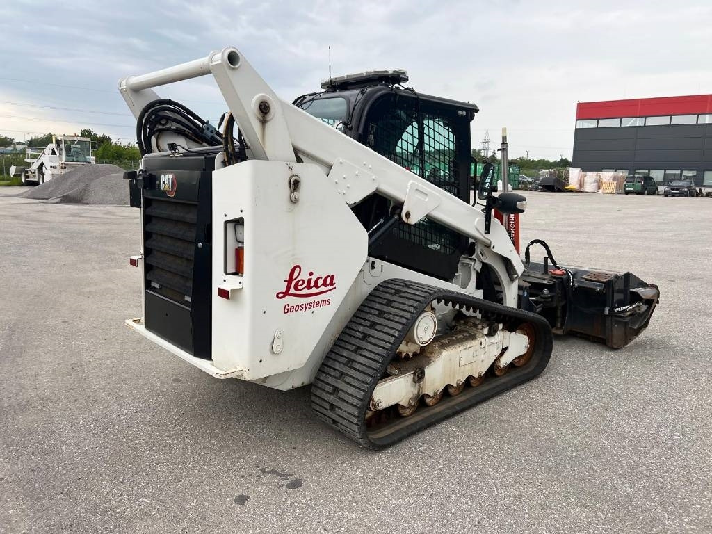 CAT 289D3 with blade and Leica ready - LIKE NEW - اللودر المجنزر: صور 4 CAT 289D3 with blade and Leica ready - LIKE NEW - اللودر المجنزر: صور 4