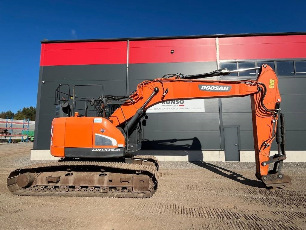 Doosan DX 235 LCR-5 - حفارات زحافة: صور 5 Doosan DX 235 LCR-5 - حفارات زحافة: صور 5
