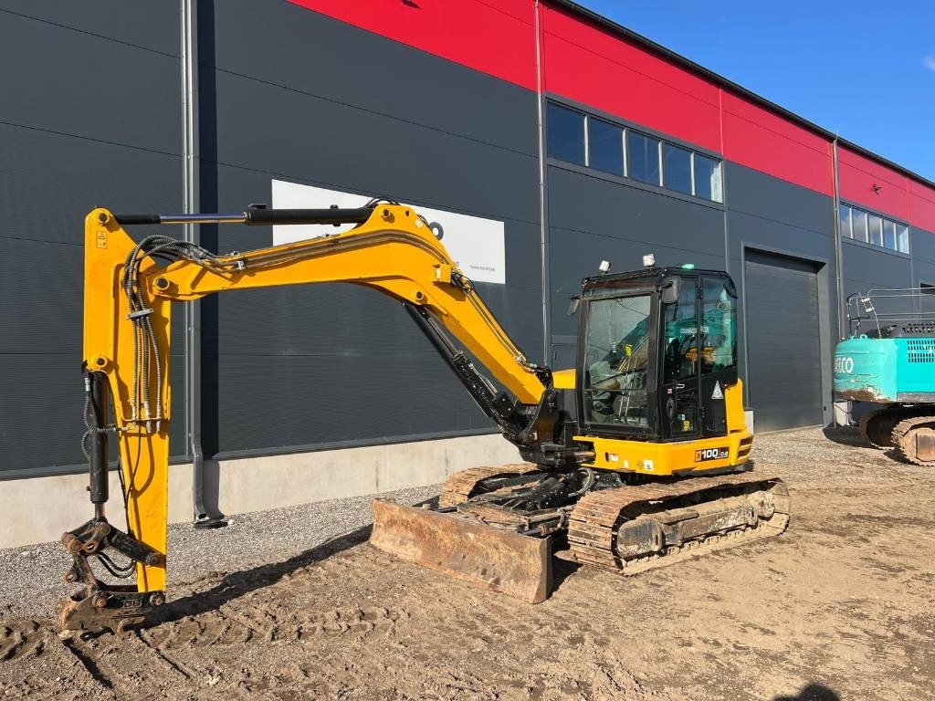JCB 100C-2 - حفارة مصغرة: صور 1 JCB 100C-2 - حفارة مصغرة: صور 1