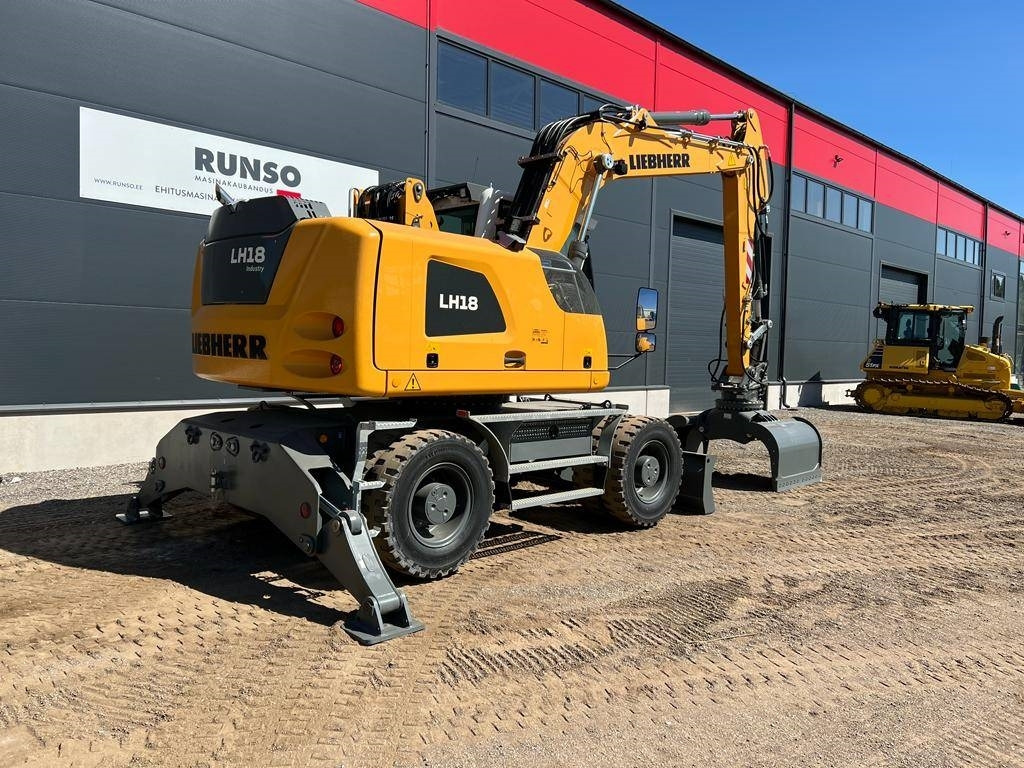 Liebherr LH 18 M Litronic - حفارة النقل والشحن: صور 4 Liebherr LH 18 M Litronic - حفارة النقل والشحن: صور 4