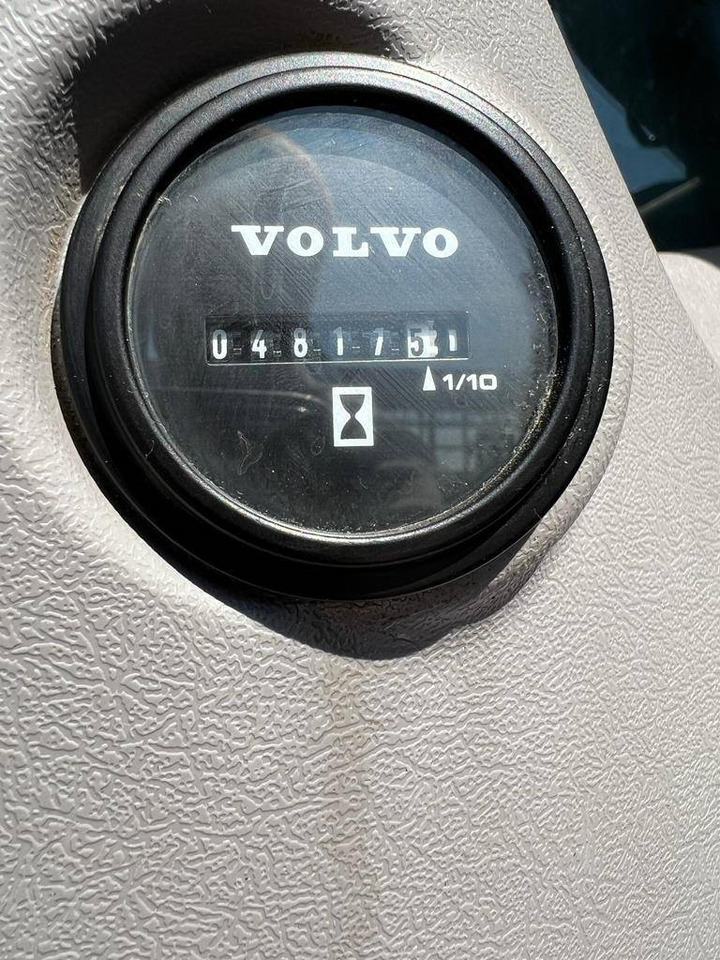 تأجير Volvo EC 140 E  Volvo EC 140 E: صور 11
