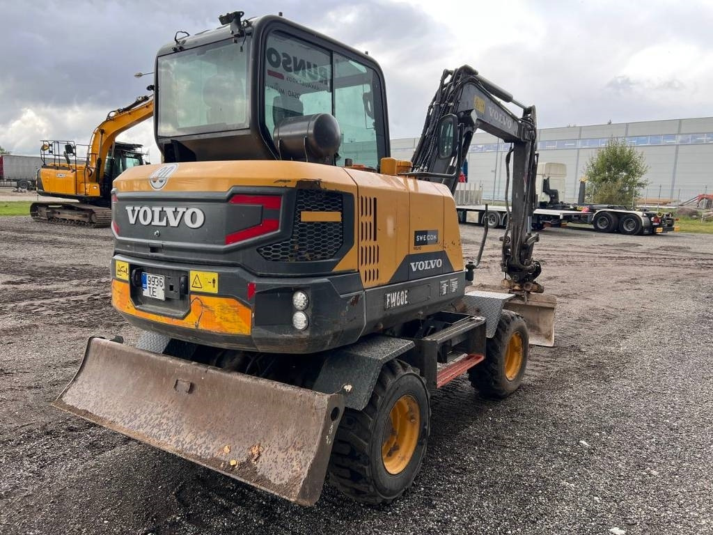 Volvo EW 60 E - حفارة على عجلات: صور 4 Volvo EW 60 E - حفارة على عجلات: صور 4