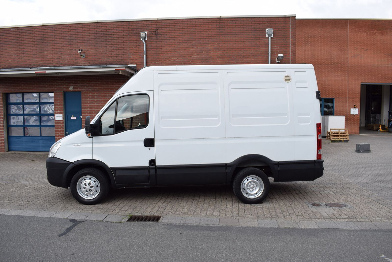 Iveco Daily 35 S 14L2H2 AHK Regale Standheizung - فان: صور 3 Iveco Daily 35 S 14L2H2 AHK Regale Standheizung - فان: صور 3