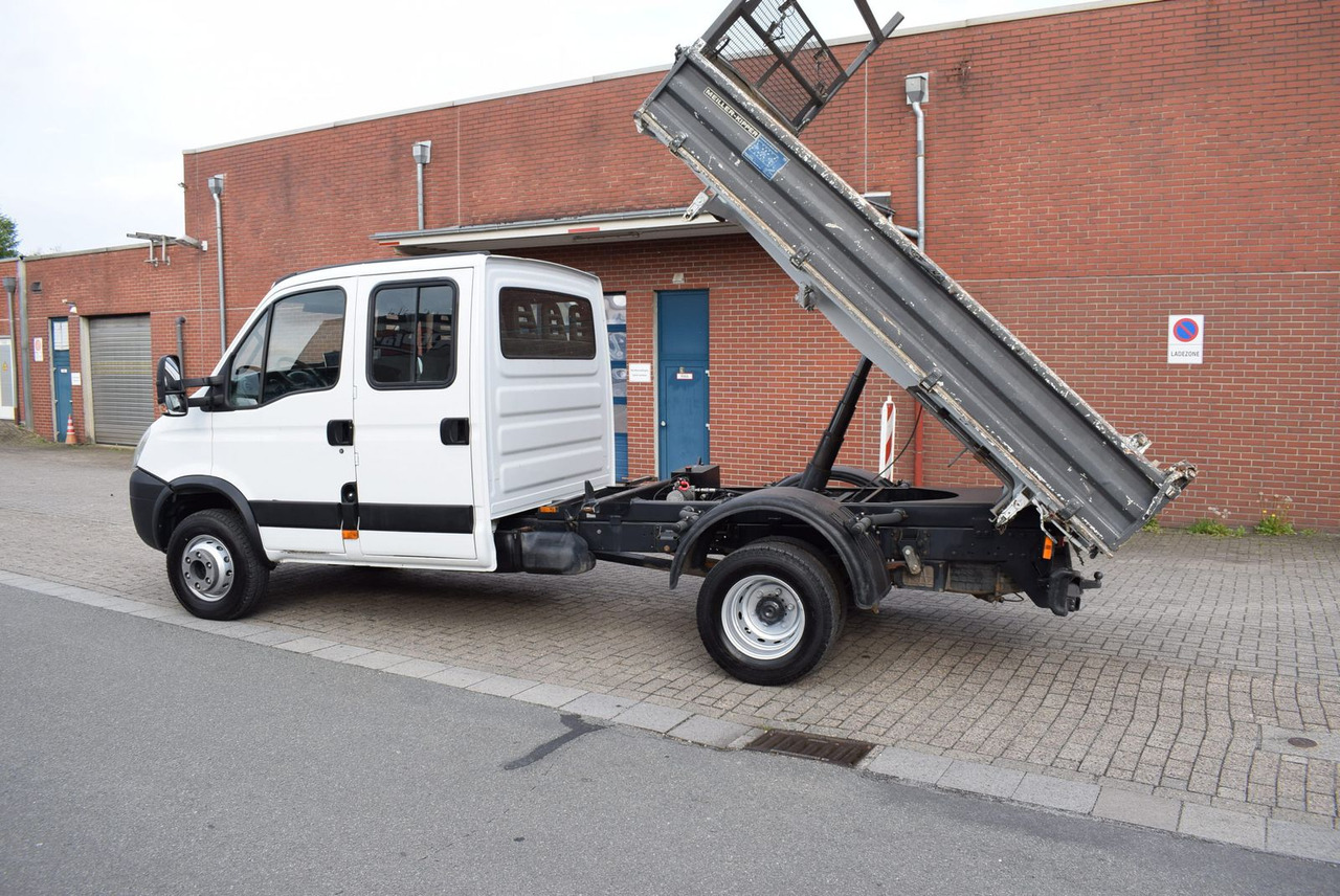 Iveco Daily 70 C17 Meiller Kipper Nutzlast 3100KG - قلاب صغير, الشاحنات الصغيرة كابينة مزدوجة: صور 4 Iveco Daily 70 C17 Meiller Kipper Nutzlast 3100KG - قلاب صغير, الشاحنات الصغيرة كابينة مزدوجة: صور 4