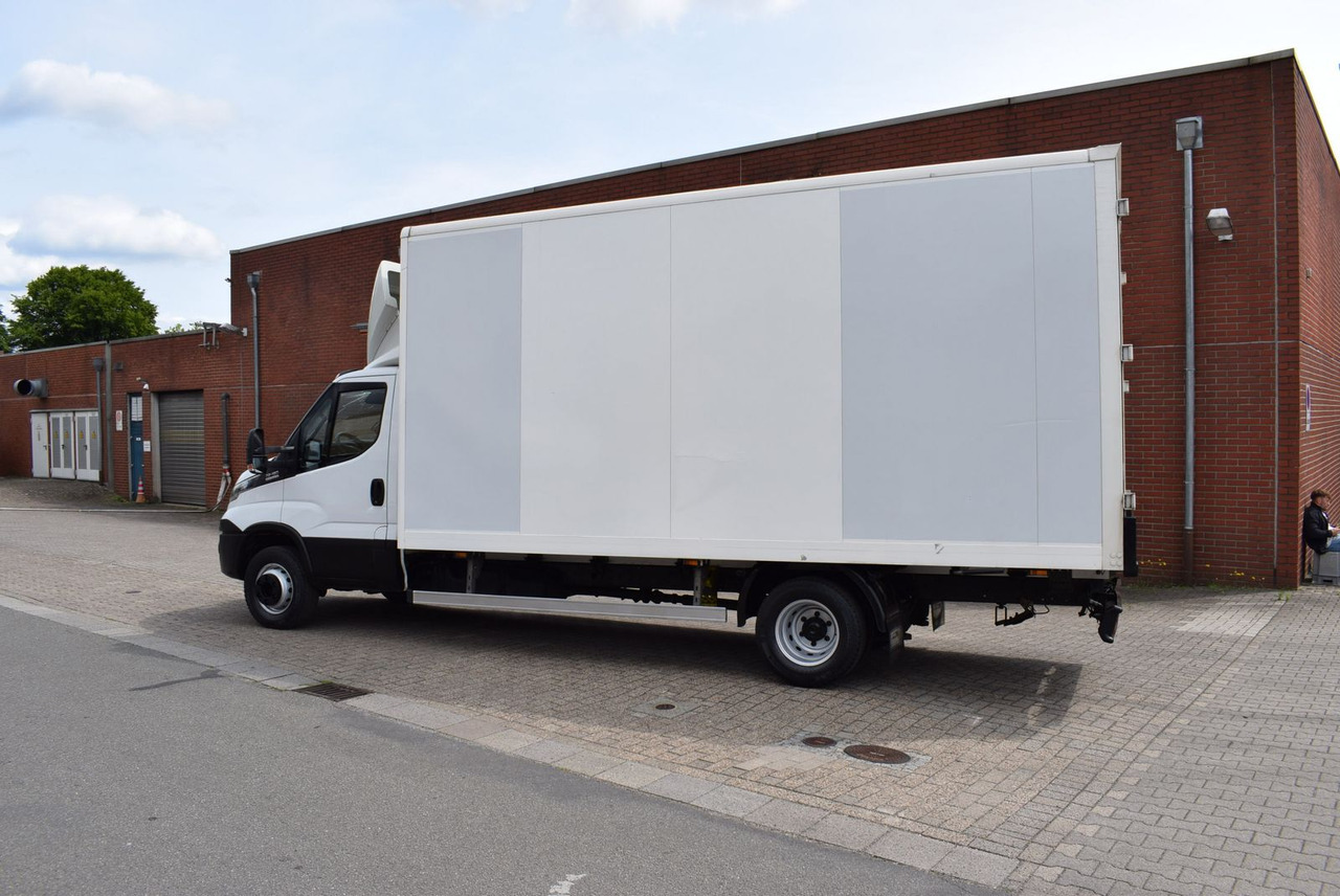 Iveco Daily 72 C18 Koffer Automatik Luftfederung EU6 - الشاحنات الصغيرة صندوق مغلق: صور 3 Iveco Daily 72 C18 Koffer Automatik Luftfederung EU6 - الشاحنات الصغيرة صندوق مغلق: صور 3