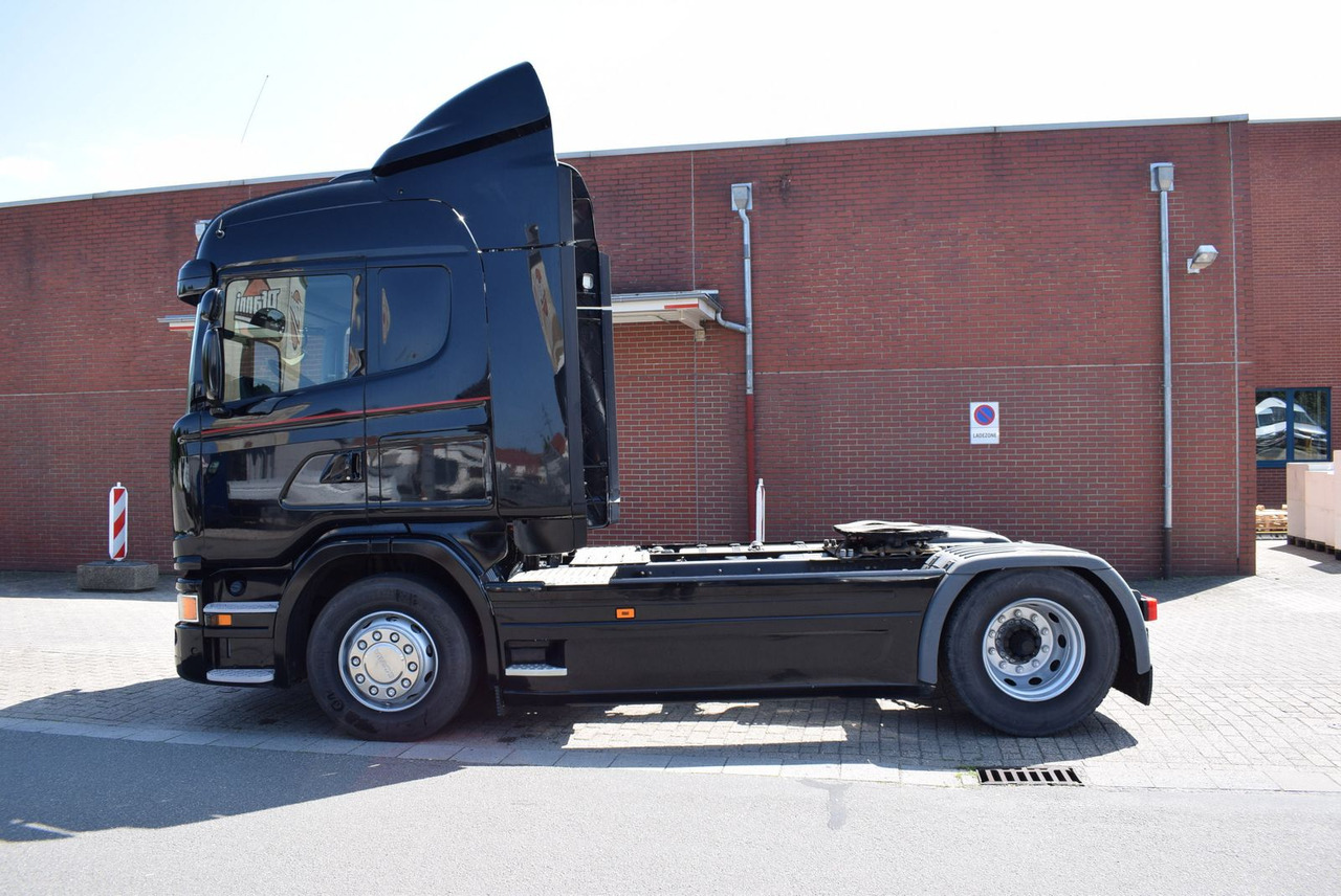 Scania R410 Highline Retarder Klima Standklima ACC - شاحنة جرار: صور 3 Scania R410 Highline Retarder Klima Standklima ACC - شاحنة جرار: صور 3