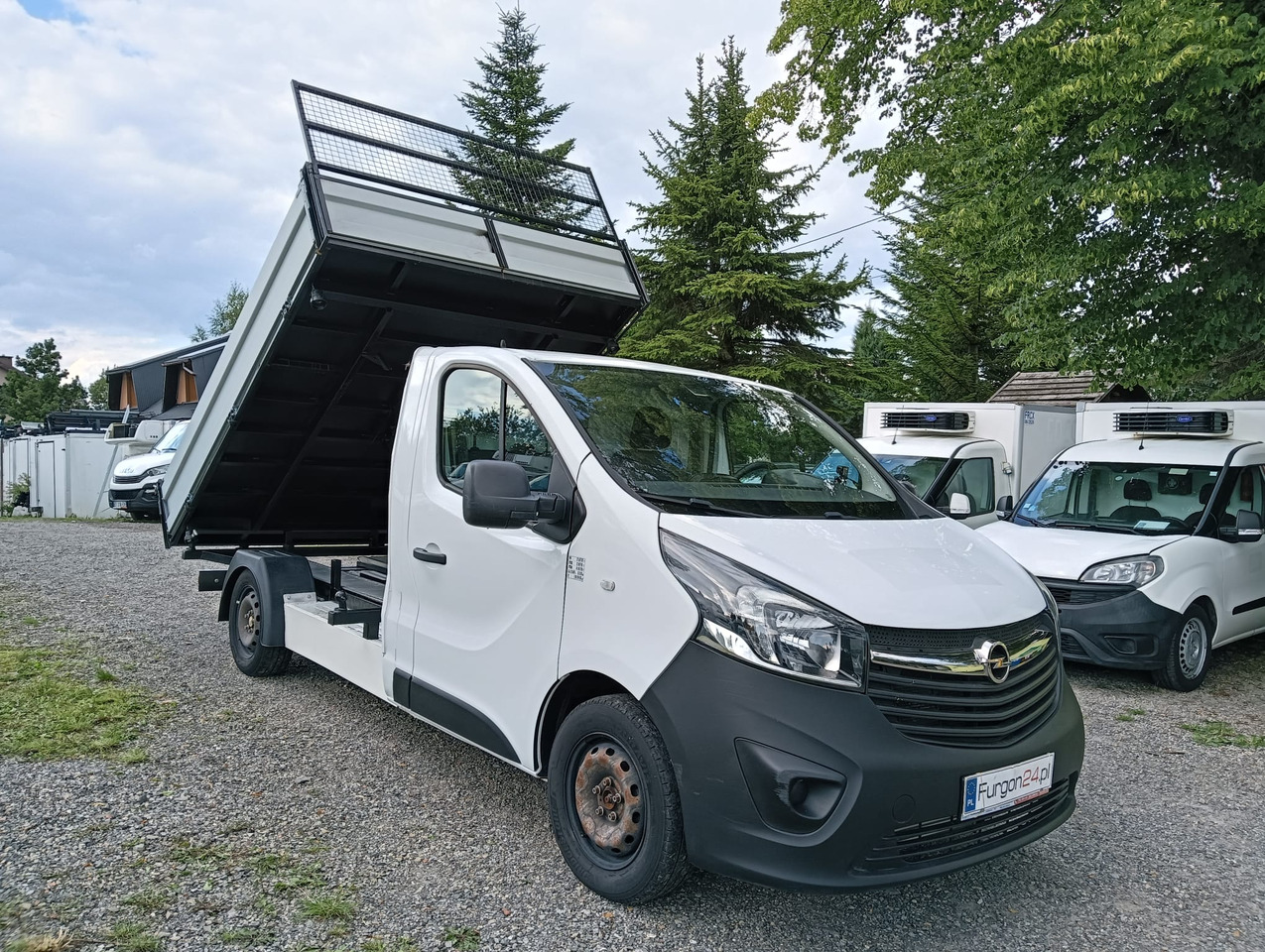 OPEL VIVARO WYWROTKA KIPER Z NAJAZDAMI NR 870 - قلاب صغير: صور 3 OPEL VIVARO WYWROTKA KIPER Z NAJAZDAMI NR 870 - قلاب صغير: صور 3