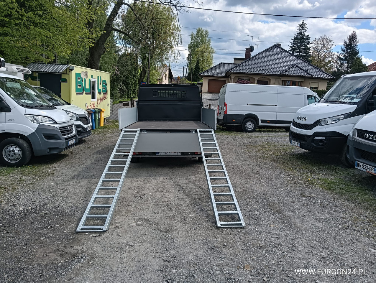 RENAULT TRAFIC SKRZYNIA PAKA Z NAJAZDAMI I PÓŁKAMI NR 689 - الشاحنات الصغيرة المسطحة: صور 5 RENAULT TRAFIC SKRZYNIA PAKA Z NAJAZDAMI I PÓŁKAMI NR 689 - الشاحنات الصغيرة المسطحة: صور 5