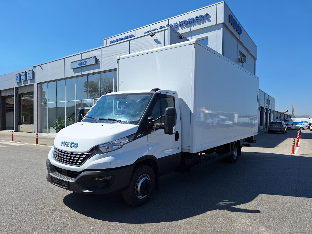 IVECO DAILY 72C18 A8 34m3 - فان: صور 1 IVECO DAILY 72C18 A8 34m3 - فان: صور 1