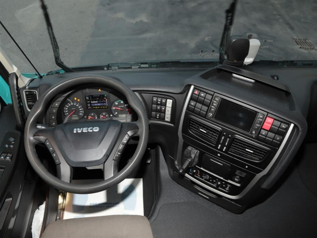 IVECO Stralis AS440S48T/FP-LT XP - شاحنة جرار: صور 2 IVECO Stralis AS440S48T/FP-LT XP - شاحنة جرار: صور 2