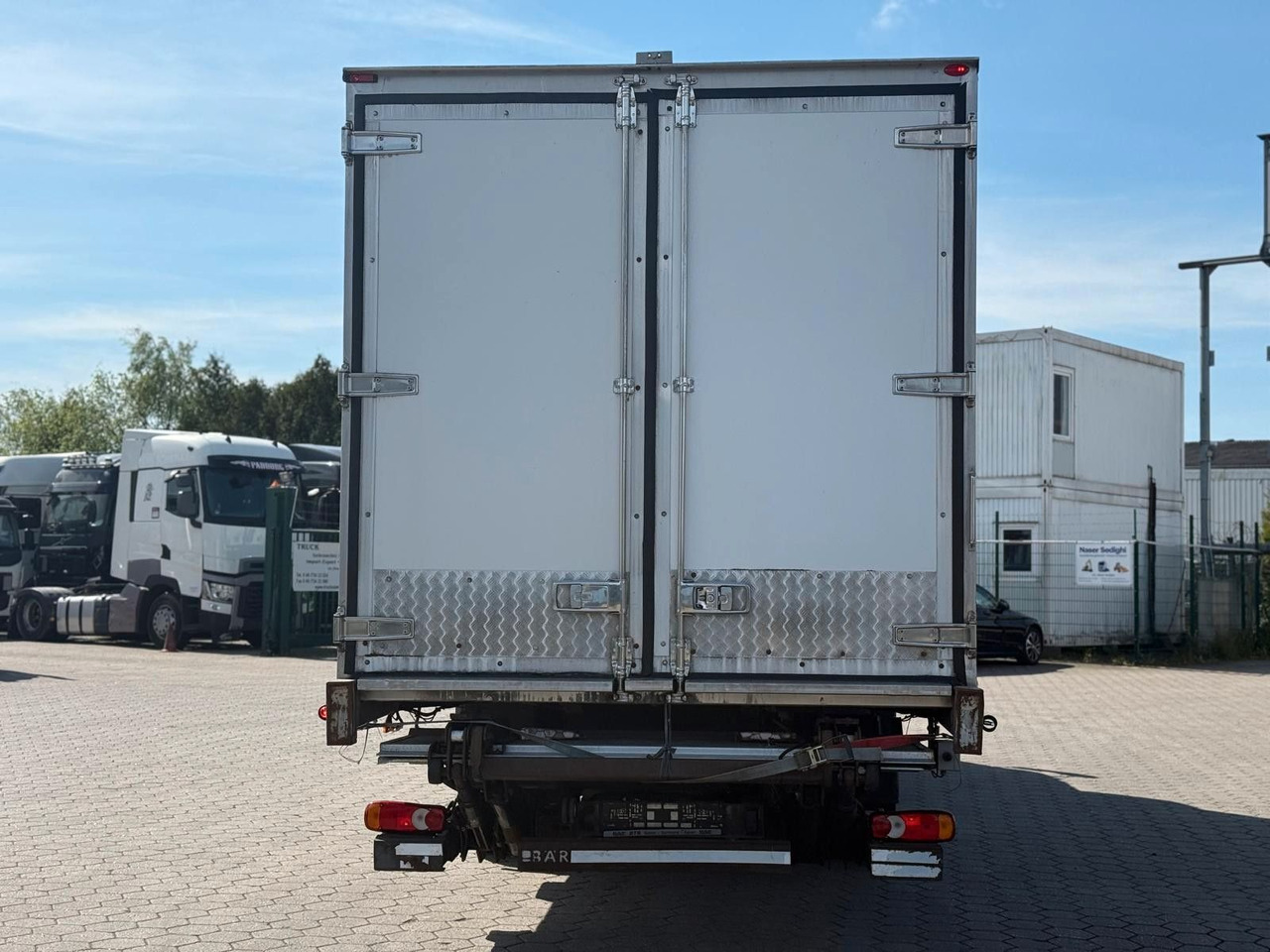 Volvo FL 240 Carrier Easy Cold+Hebebühne - مبردة شاحنة: صور 3 Volvo FL 240 Carrier Easy Cold+Hebebühne - مبردة شاحنة: صور 3