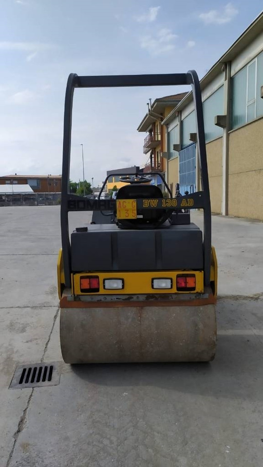 Bomag BW 138 AD - مدحلة الأسفلت: صور 5 Bomag BW 138 AD - مدحلة الأسفلت: صور 5