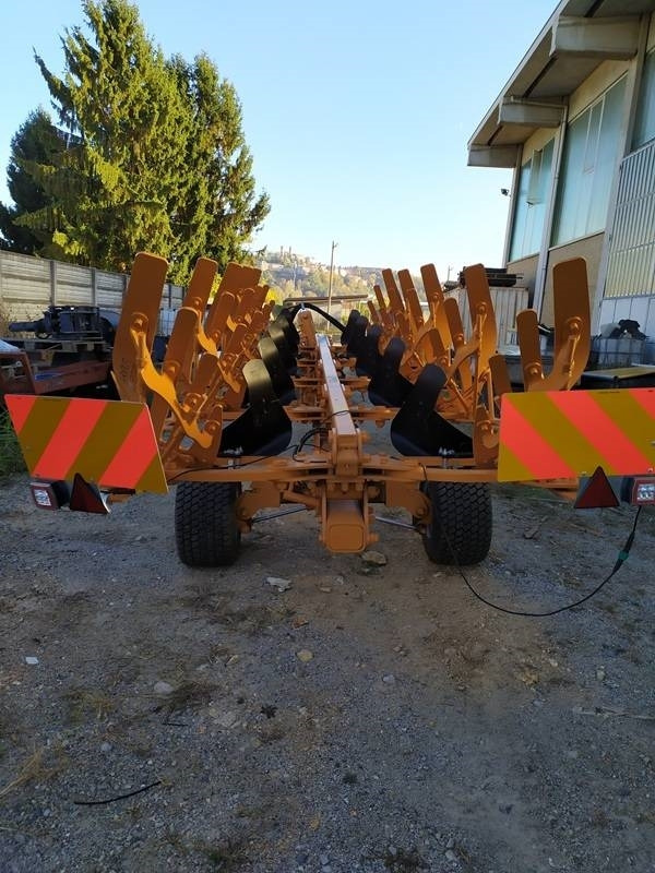 MORO PNT 14 (nuovo) - محراث: صور 4 MORO PNT 14 (nuovo) - محراث: صور 4