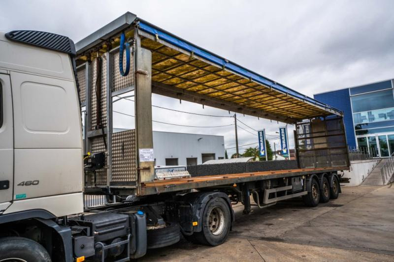 Lecitrailer VOLAILLE/GEFLÛGEL/POULTRY+TOIT REHAUSSABLE ( chariot embarquer ) - نصف مقطورة: صور 1 Lecitrailer VOLAILLE/GEFLÛGEL/POULTRY+TOIT REHAUSSABLE ( chariot embarquer ) - نصف مقطورة: صور 1