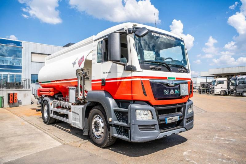 MAN TGS 18.400 BL+MAGYAR 13.500L / 5 COMP - شاحنة صهريج: صور 2 MAN TGS 18.400 BL+MAGYAR 13.500L / 5 COMP - شاحنة صهريج: صور 2