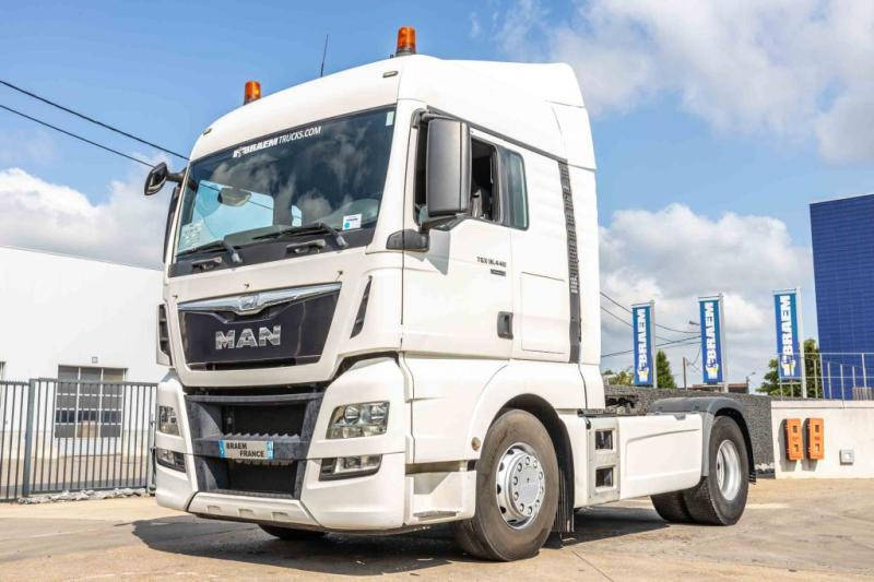 MAN TGX 18.440 XLX+INTARDER - شاحنة جرار: صور 1 MAN TGX 18.440 XLX+INTARDER - شاحنة جرار: صور 1