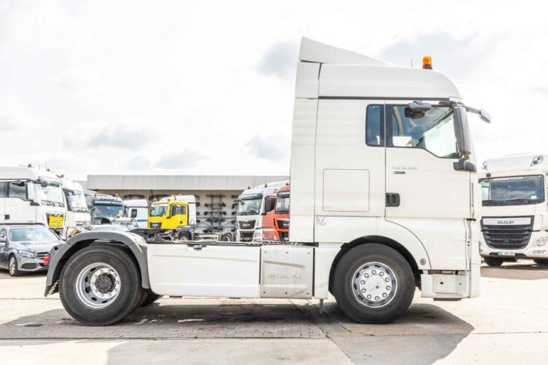 MAN TGX 18.440 XLX+INTARDER - شاحنة جرار: صور 4 MAN TGX 18.440 XLX+INTARDER - شاحنة جرار: صور 4