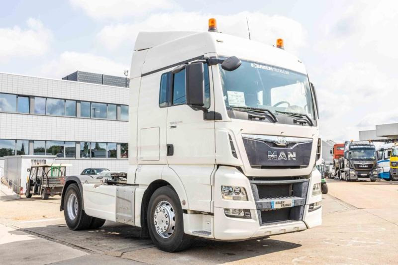 MAN TGX 18.440 XLX+INTARDER - شاحنة جرار: صور 3 MAN TGX 18.440 XLX+INTARDER - شاحنة جرار: صور 3