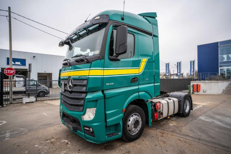 Mercedes ACTROS 1845 LS - شاحنة جرار: صور 1 Mercedes ACTROS 1845 LS - شاحنة جرار: صور 1