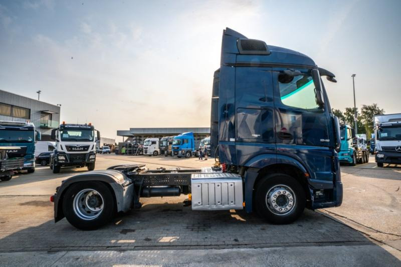 Mercedes ACTROS 1846 LS - شاحنة جرار: صور 3 Mercedes ACTROS 1846 LS - شاحنة جرار: صور 3