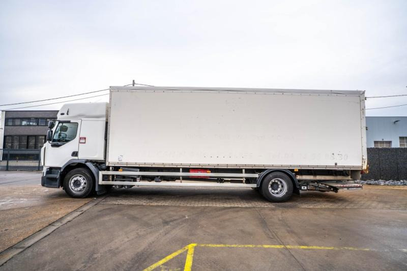 Renault D 19 280 WIDE + DHOLLANDIA 3 T. - بصندوق مغلق شاحنة: صور 2 Renault D 19 280 WIDE + DHOLLANDIA 3 T. - بصندوق مغلق شاحنة: صور 2