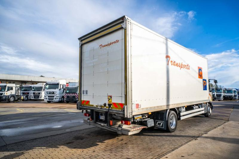 Renault D WIDE 250 DXI (12T)+DHOLLANDIA - بصندوق مغلق شاحنة: صور 4 Renault D WIDE 250 DXI (12T)+DHOLLANDIA - بصندوق مغلق شاحنة: صور 4
