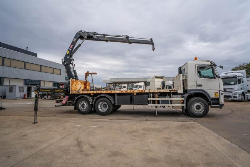 Volvo FM 410 DXI -6X2+HIAB 24 T/m/2x - شاحنات مسطحة, شاحنة كرين: صور 3 Volvo FM 410 DXI -6X2+HIAB 24 T/m/2x - شاحنات مسطحة, شاحنة كرين: صور 3