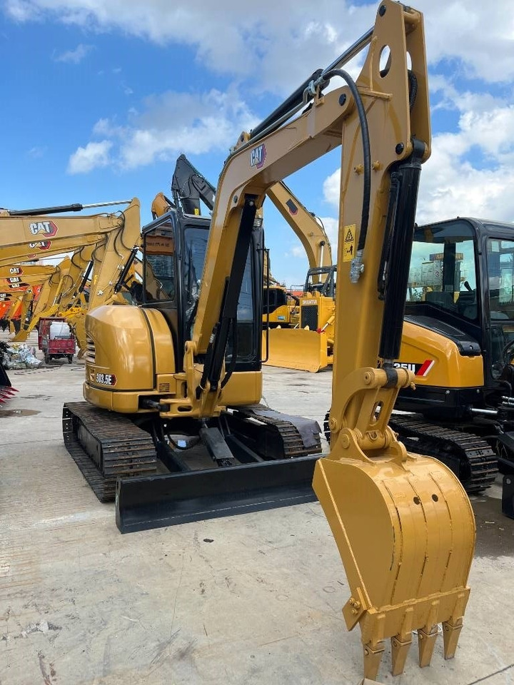 CAT 303.5E2 - حفارة مصغرة: صور 5 CAT 303.5E2 - حفارة مصغرة: صور 5