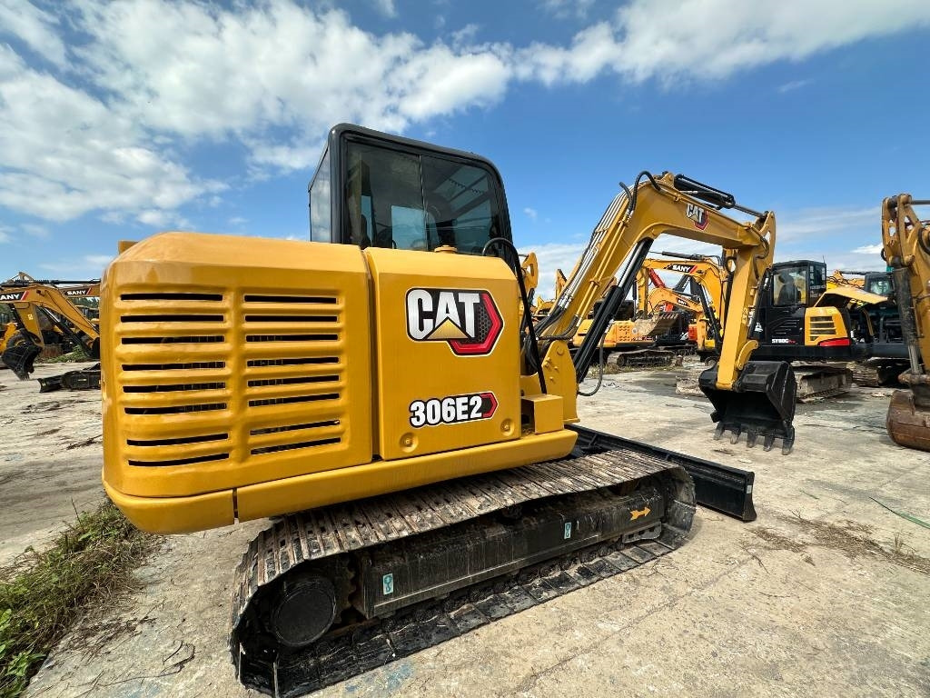 CAT 306E2 - حفارة مصغرة: صور 1 CAT 306E2 - حفارة مصغرة: صور 1