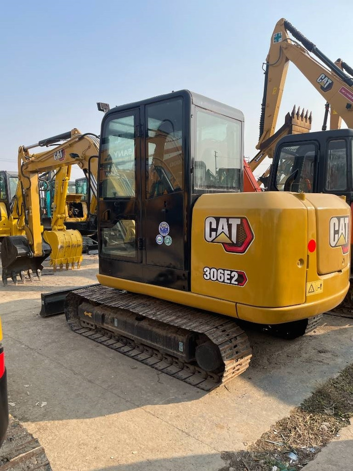 CAT 306 - حفارات زحافة: صور 4 CAT 306 - حفارات زحافة: صور 4