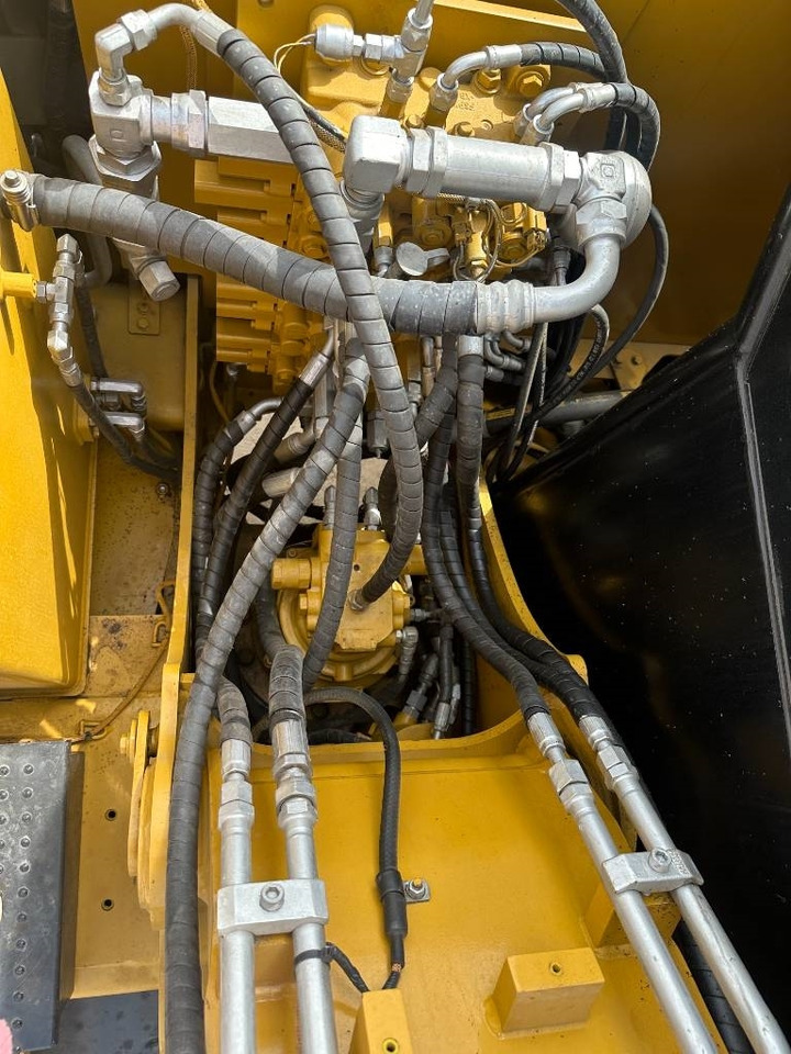 CAT 307E2 - حفارة مصغرة: صور 4 CAT 307E2 - حفارة مصغرة: صور 4